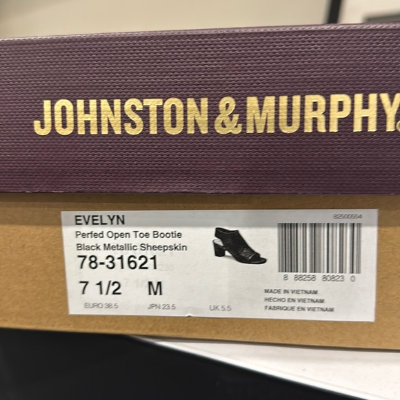 7.5 M open toe bootie. Perfect for fall 🍁🍂 - Picture 6 of 7